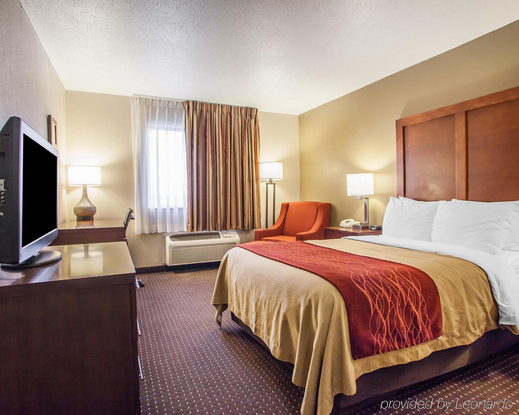 Quality Inn Waverly Екстер'єр фото