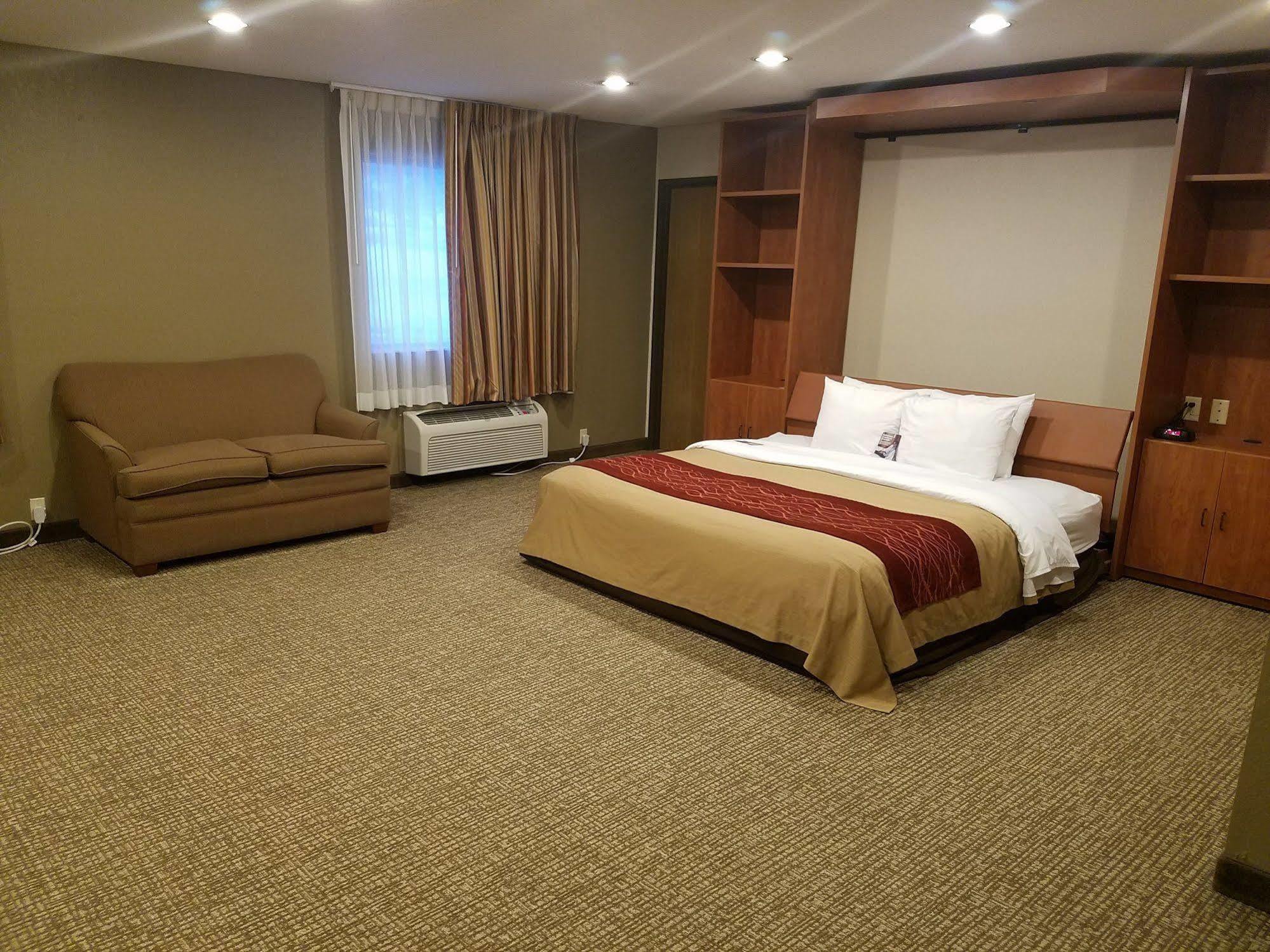 Quality Inn Waverly Екстер'єр фото