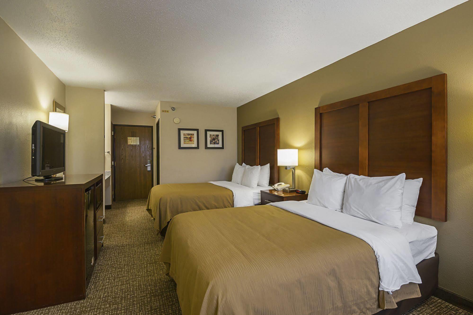 Quality Inn Waverly Екстер'єр фото