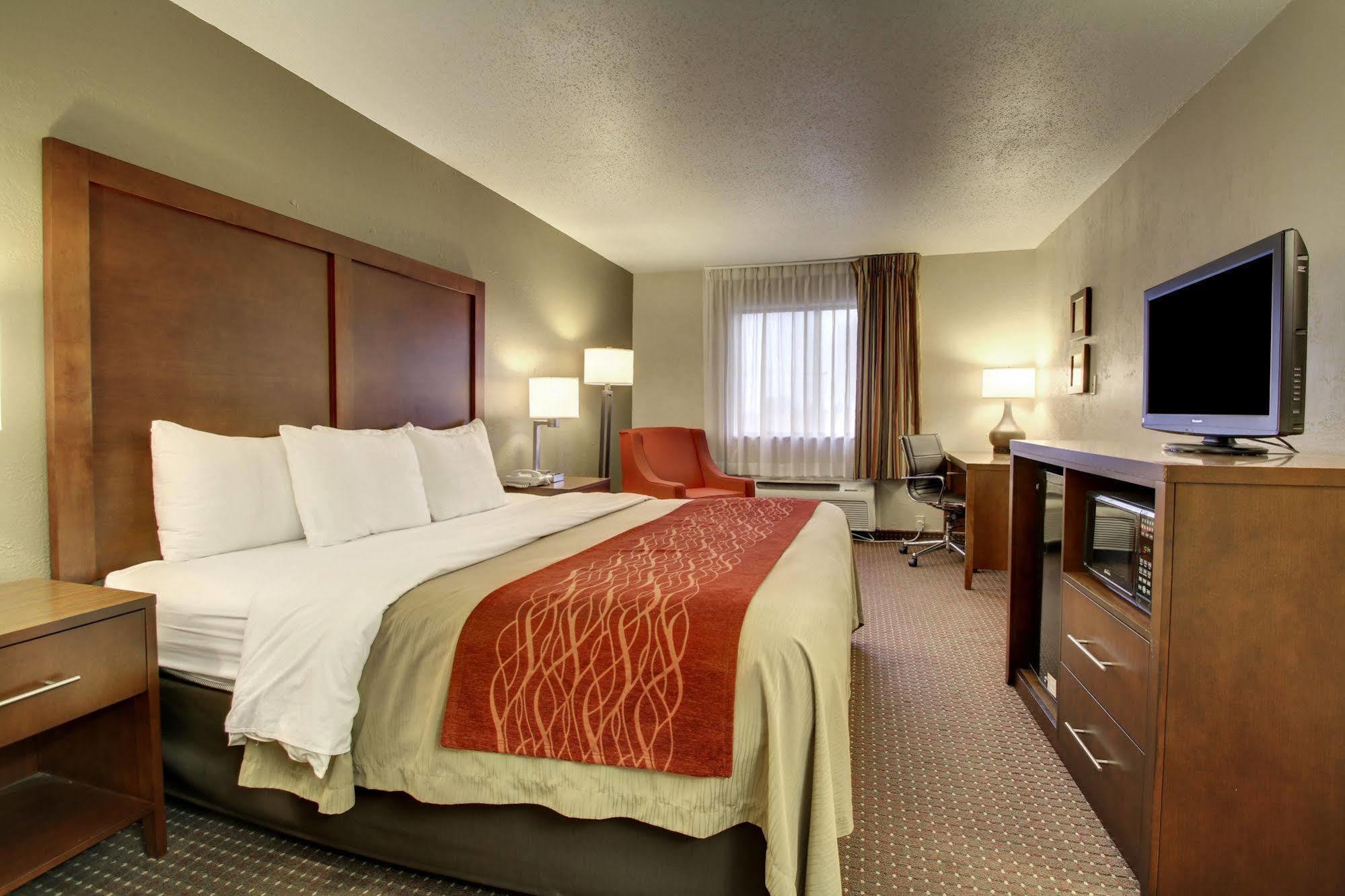Quality Inn Waverly Екстер'єр фото