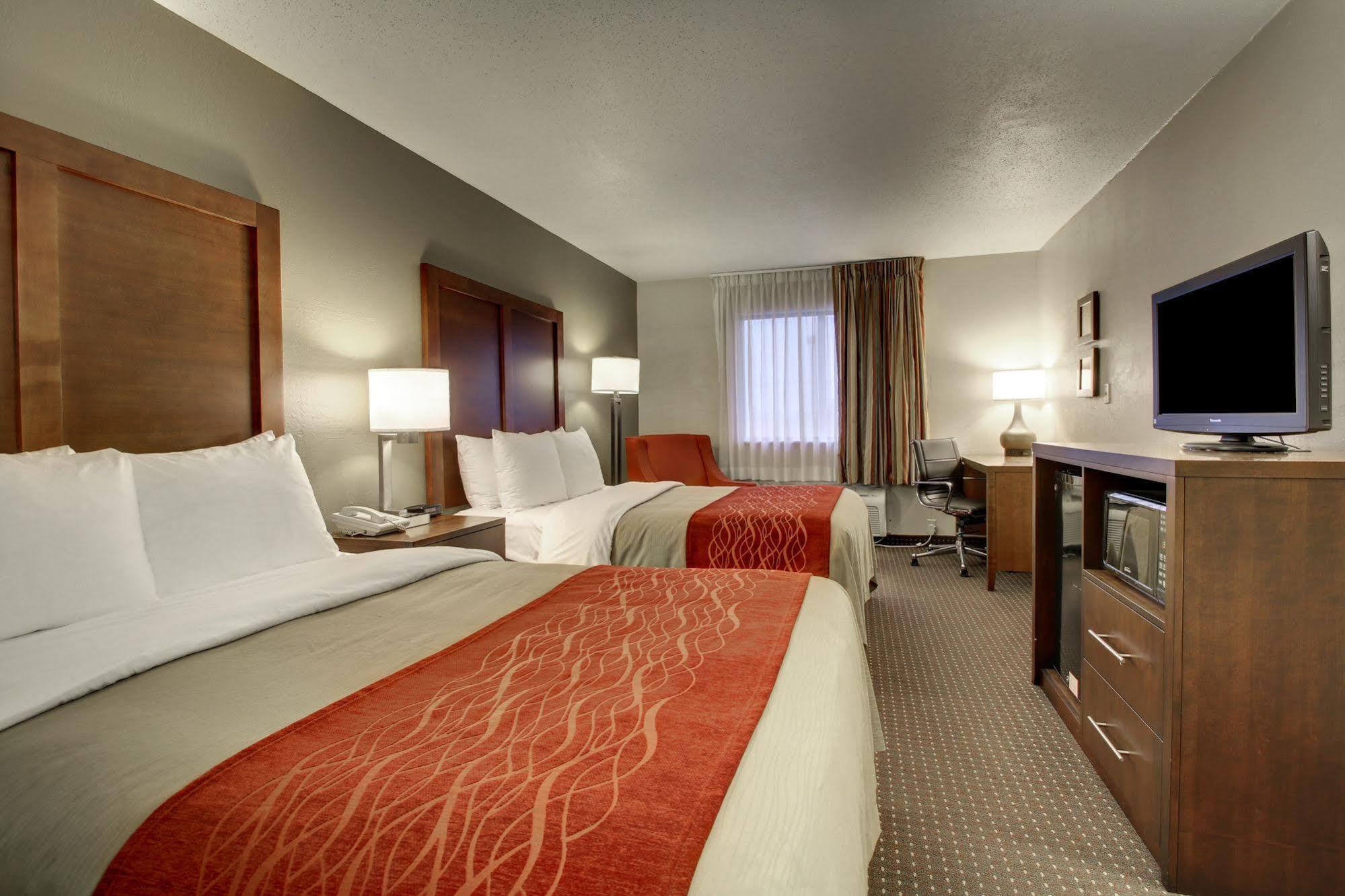 Quality Inn Waverly Екстер'єр фото